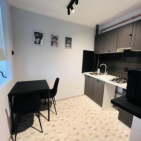 Apart Mieszkanie Chopina 7 Kielce Ngoại thất bức ảnh