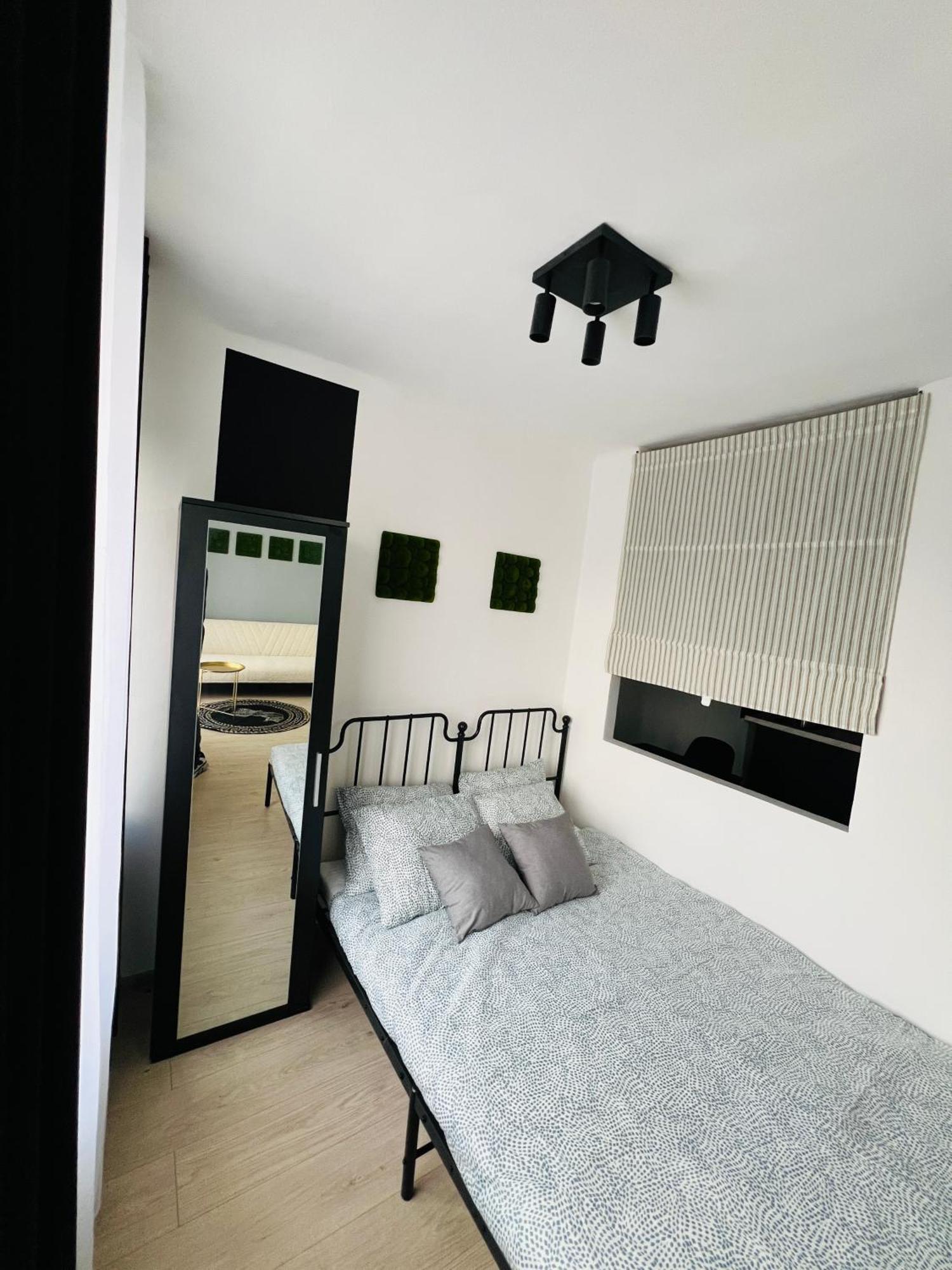 Apart Mieszkanie Chopina 7 Kielce Ngoại thất bức ảnh
